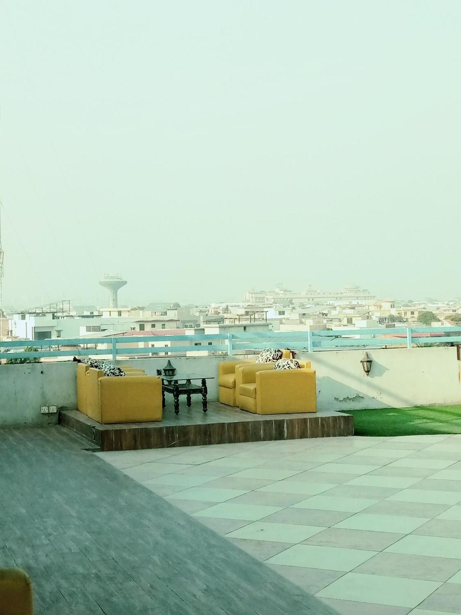 Comfortable Rental Apartments In Bahria Town Rawalpindi Esterno foto