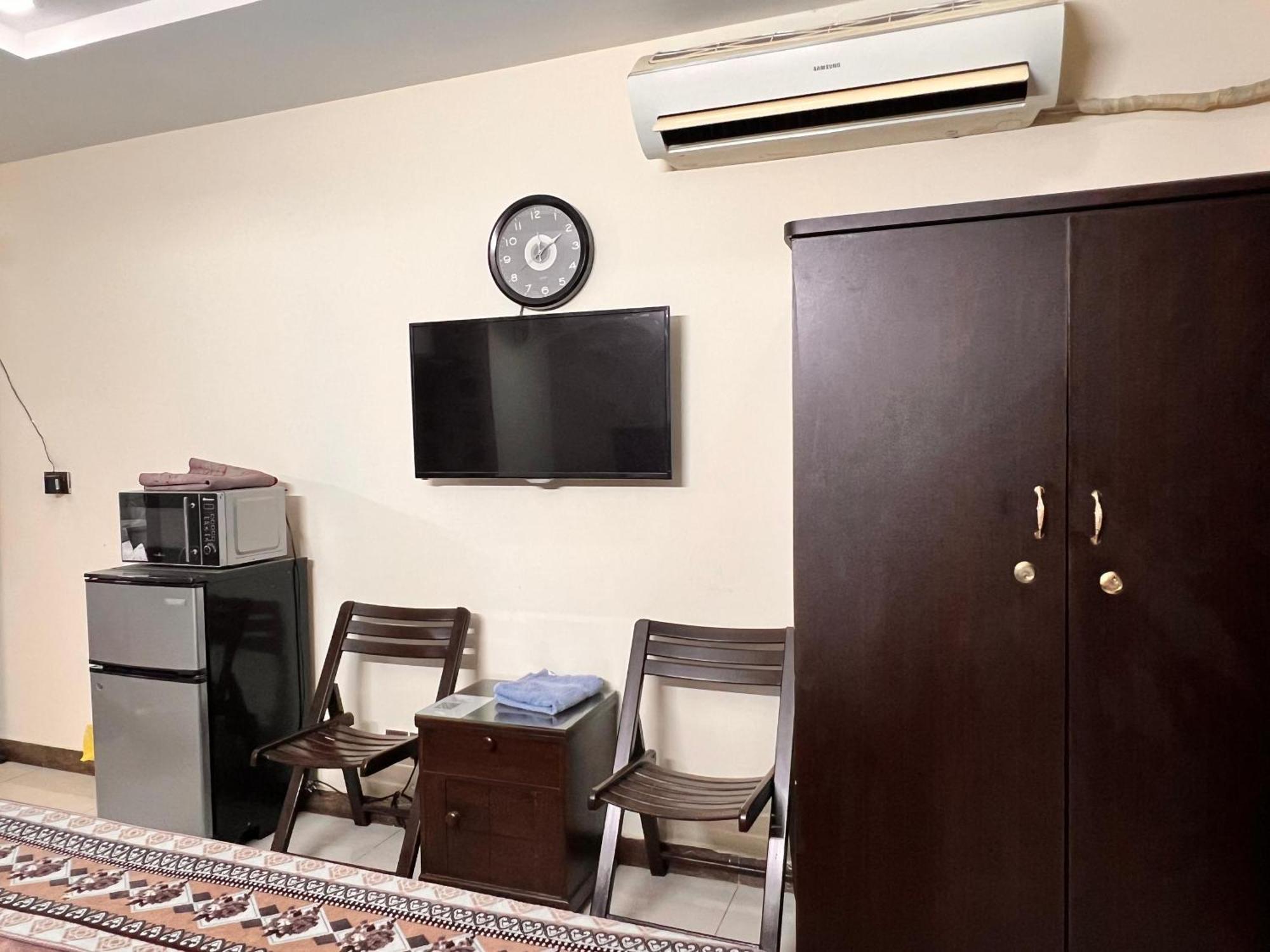 Comfortable Rental Apartments In Bahria Town Rawalpindi Esterno foto